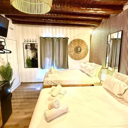 Naousaki Premium 2 شقة *