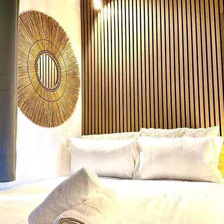 Naousaki Premium 2 * ناوسا